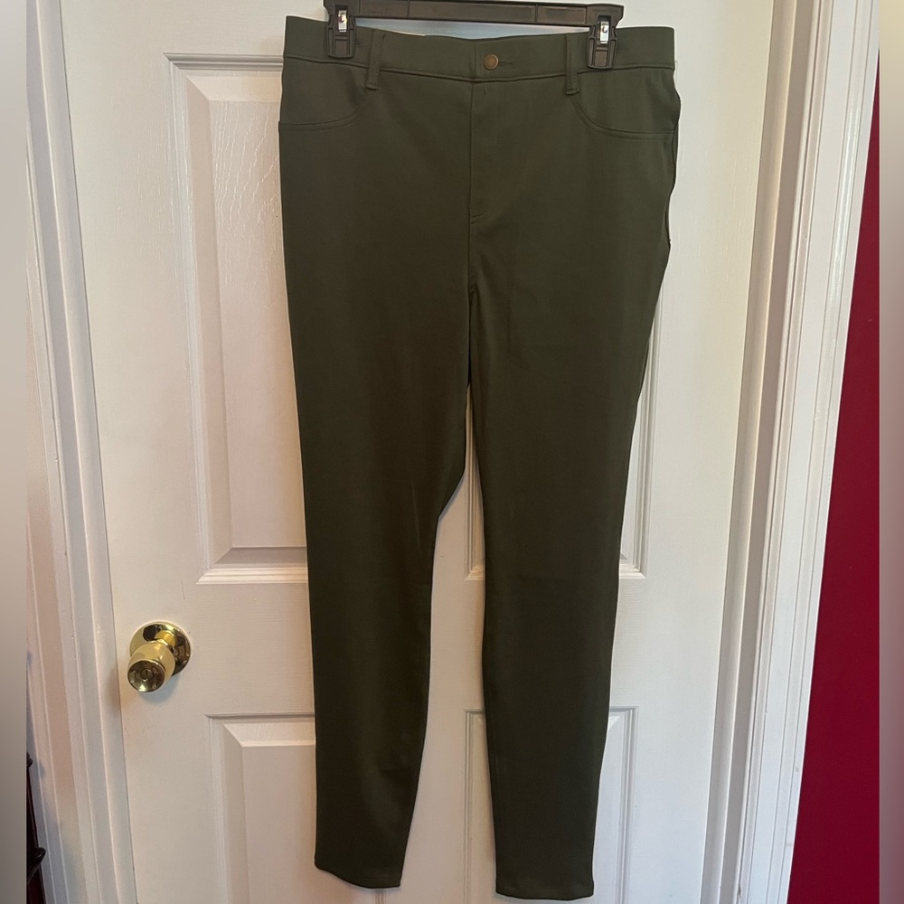 Time and Tru High Rise Skinny Jeggings - Forest Green